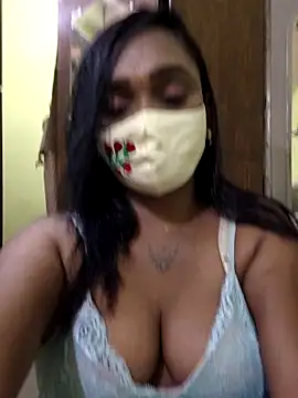 Snapshot of Dharshini98 chatting on April 22, 12:18 pm Dharshini98 online show from April 22, 12:18 pm