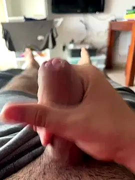 Snapshot of Yannick04 chatting on November 12, 1:33 pm Yannick04 online show from November 12, 1:33 pm