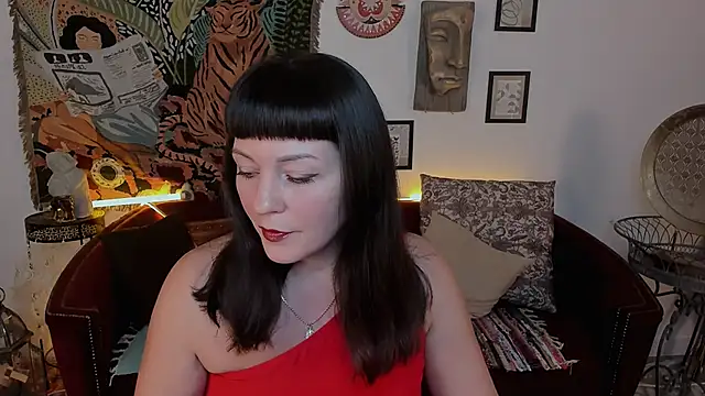 Snapshot of RosaliReed chatting on November 18, 11:25 am RosaliReed online show from November 18, 11:25 am