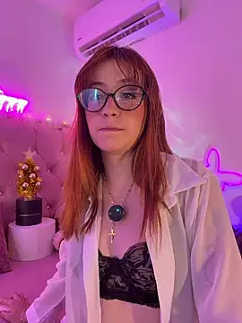 Teenjenn  online show from December 1, 11:54 pm