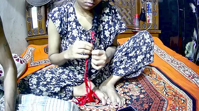 Snapshot of Hor-reka chatting on June 15, 7:32 am Hor-reka online show from June 15, 7:32 am