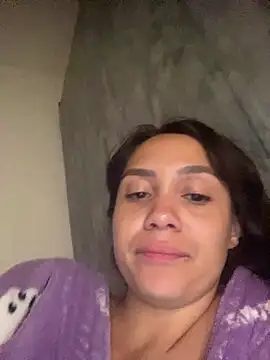 Snapshot of carolsapequinha chatting on June 7, 5:44 am carolsapequinha online show from June 7, 5:44 am