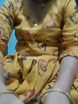 Snapshot of beutiful_hot chatting on July 22, 4:43 pm beutiful hot online show from July 22, 4:43 pm