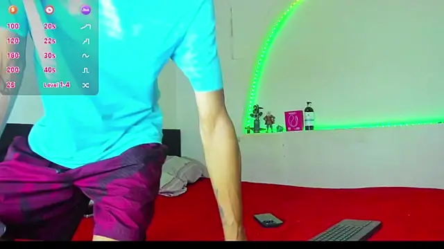 kaiborman00 online show from February 1, 3:16 am