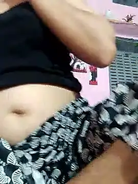 Snapshot of isha_sharma2002 chatting on June 2, 5:48 pm isha sharma2002 online show from June 2, 5:48 pm