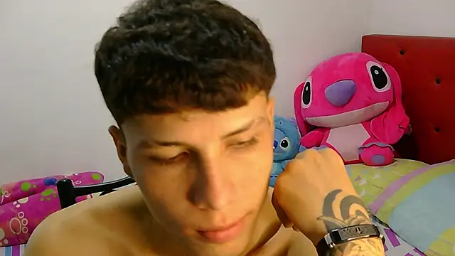 Snapshot of sarita_sexy_bunny chatting on December 14, 3:17 pm sarita sexy bunny online show from December 14, 3:17 pm