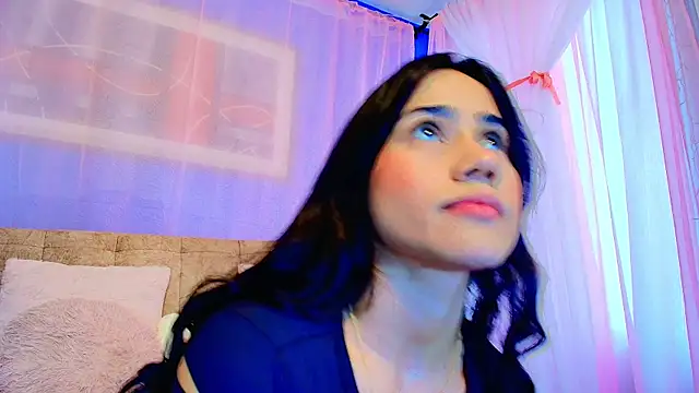 lizzy kane online show from May 2, 8:03 pm