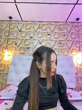 MelanyyJhonson15 online show from November 24, 11:15 pm