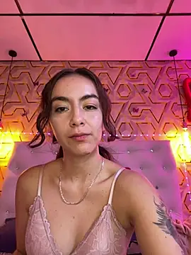 MelanyyJhonson15 online show from February 23, 3:15 am