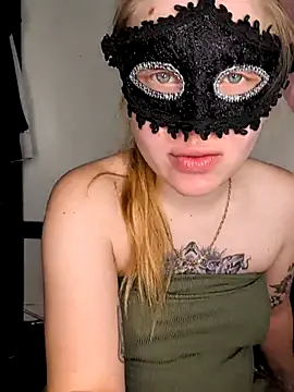 secretcouple 00 online show from June 28, 12:44 pm