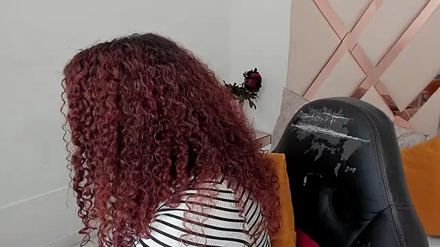 avrilwaynee online show from March 6, 12:12 pm