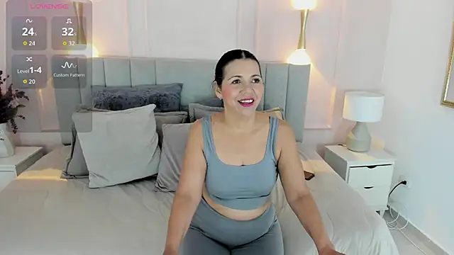 Dulce emi online show from April 27, 12:25 pm
