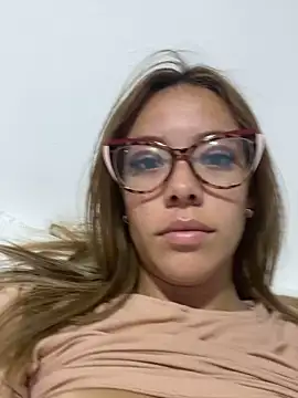 Abbiejohnson online show from March 14, 12:06 am