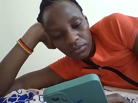 BootieBae online show from November 20, 6:24 am