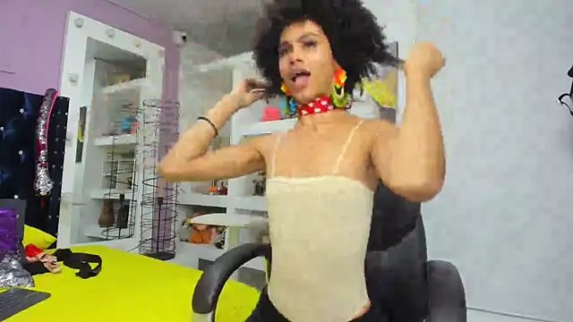 Zaira sofiaa online show from February 7, 2:15 am