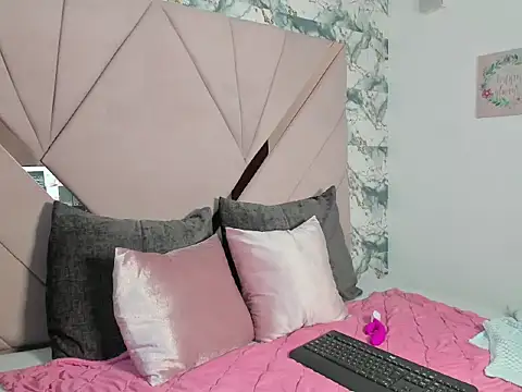 anna jules online show from December 19, 11:39 am