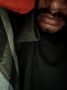 Ritik143jhil online show from November 17, 12:05 am