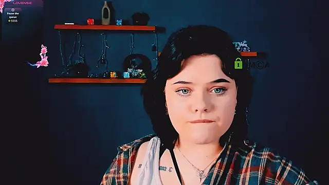 lika pop online show from January 8, 7:49 pm