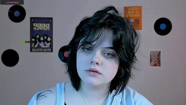 lika pop online show from January 31, 7:34 pm