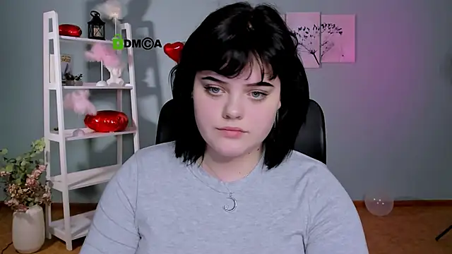 lika pop online show from March 6, 7:43 pm