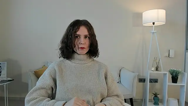 Snapshot of DaraEpstein chatting on November 17, 7:47 am DaraEpstein online show from November 17, 7:47 am