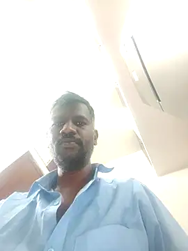 Snapshot of Paramkeerthi chatting on May 4, 4:52 am Paramkeerthi online show from May 4, 4:52 am