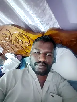 Snapshot of Paramkeerthi chatting on May 6, 3:06 pm Paramkeerthi online show from May 6, 3:06 pm