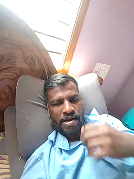 Snapshot of Paramkeerthi chatting on May 8, 3:01 am Paramkeerthi online show from May 8, 3:01 am
