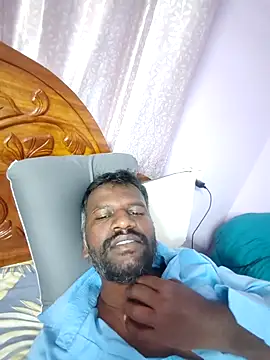 Snapshot of Paramkeerthi chatting on May 8, 3:39 pm Paramkeerthi online show from May 8, 3:39 pm