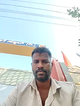 Snapshot of Paramkeerthi chatting on May 10, 11:37 am Paramkeerthi online show from May 10, 11:37 am