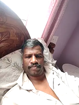 Snapshot of Paramkeerthi chatting on May 17, 2:20 am Paramkeerthi online show from May 17, 2:20 am