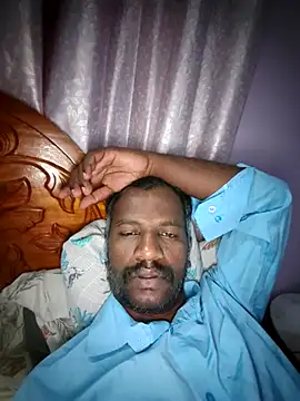 Snapshot of Paramkeerthi chatting on May 23, 8:35 pm Paramkeerthi online show from May 23, 8:35 pm