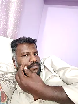Snapshot of Paramkeerthi chatting on May 29, 1:09 pm Paramkeerthi online show from May 29, 1:09 pm