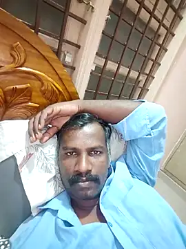 Snapshot of Paramkeerthi chatting on June 4, 3:18 pm Paramkeerthi online show from June 4, 3:18 pm