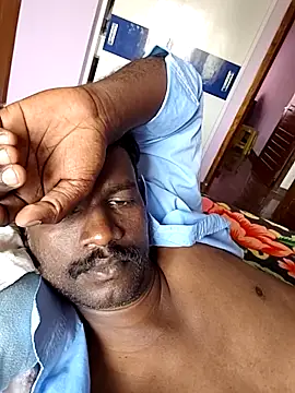 Snapshot of Paramkeerthi chatting on June 20, 7:44 am Paramkeerthi online show from June 20, 7:44 am