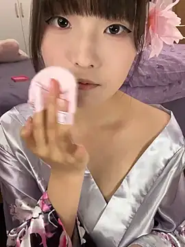 susuya sha online show from March 15, 2:12 pm