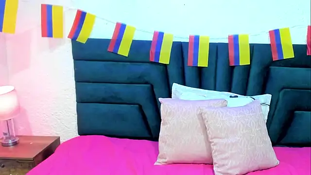 VictoriaRouge  online show from June 27, 8:58 pm