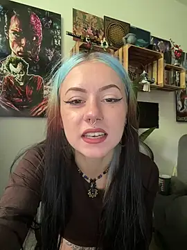 Snapshot of mysami420 chatting on July 24, 10:13 am mysami420 online show from July 24, 10:13 am