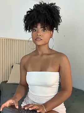 vanestraus online show from February 12, 8:37 pm