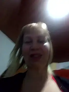 Snapshot of SexyMilf1211 chatting on June 15, 3:47 pm SexyMilf1211 online show from June 15, 3:47 pm