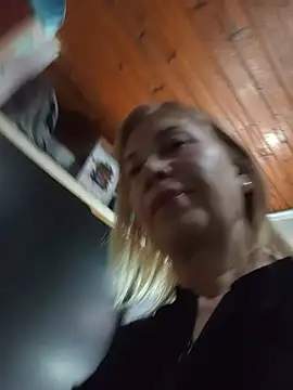 SexyMilf1211 online show from June 25, 2:10 pm