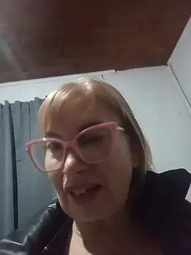 SexyMilf1211 online show from June 30, 11:22 am