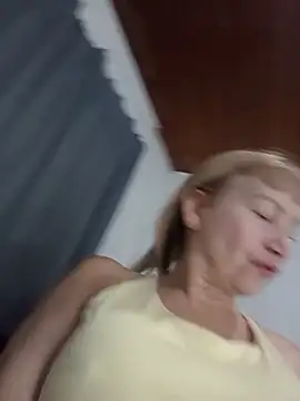SexyMilf1211 online show from July 26, 4:14 pm
