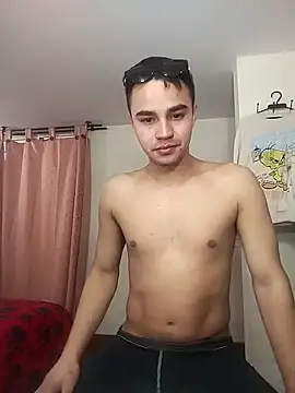 Snapshot of ElProhibido_ chatting on November 15, 5:09 pm ElProhibido online show from November 15, 5:09 pm