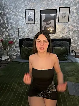 Snapshot of DeineJulia chatting on December 15, 11:31 pm DeineJulia online show from December 15, 11:31 pm