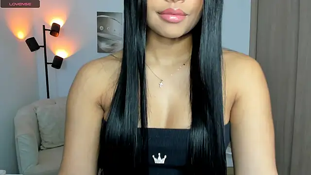 Snapshot of haileyflorez_ chatting on June 24, 3:11 pm haileyflorez online show from June 24, 3:11 pm