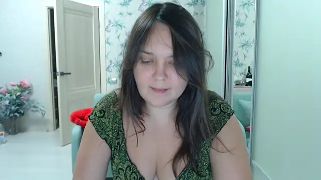 Snapshot of cappuchinno chatting on December 14, 5:51 pm cappuchinno online show from December 14, 5:51 pm