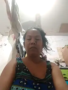 Milky juicycum online show from December 4, 6:05 pm