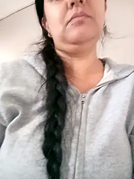 CelesteAlvarez1989 online show from January 5, 8:34 pm