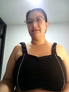 CelesteAlvarez1989 online show from April 15, 6:31 am